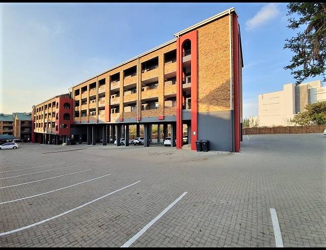 1 BEDROOM APARTMENT BLOCK TO LET IN HALFWAY HOUSE